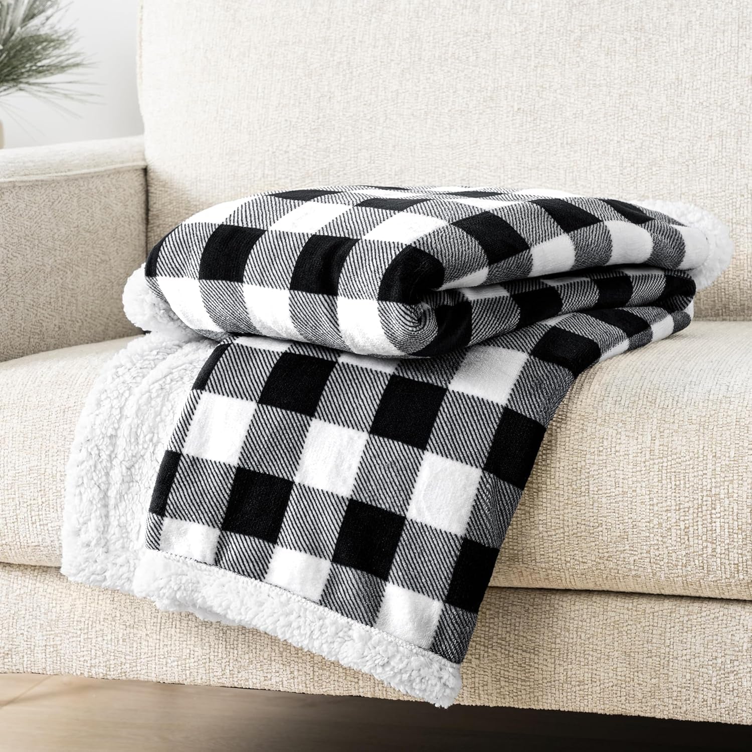 Black & White Buffalo Plaid Sherpa Bed Blanket - King, Plush Checkered Fleece & Flannel, Warm Winter Blanket for Couch & Sofa, 90X108