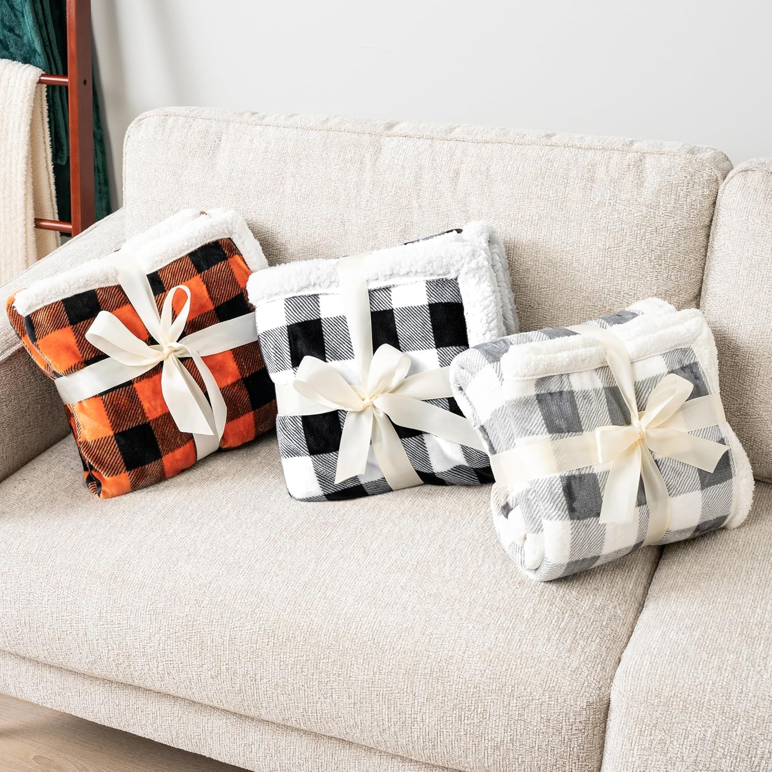 Black & White Buffalo Plaid Sherpa Bed Blanket - King, Plush Checkered Fleece & Flannel, Warm Winter Blanket for Couch & Sofa, 90X108